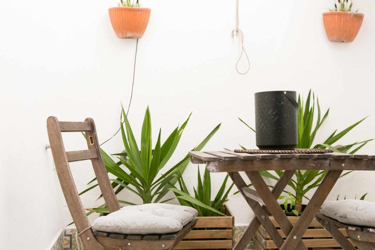 Trendy Lisbon Home With Terrace Lx Factory Lisboa Exterior foto